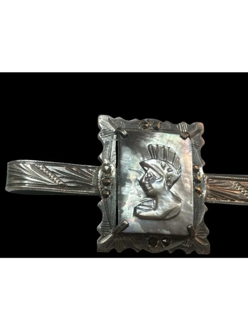 Vintage 800 Silver Carved MOP Mother of Pearl Cameo Trojan Soldier Tie Clip Bar